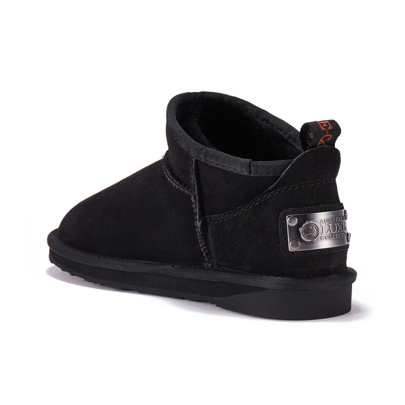 COSY ULTRA SHORT BLACK